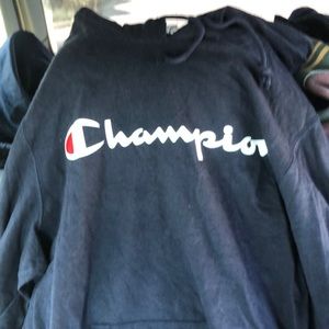 Champion long sleeve w/ hoodie